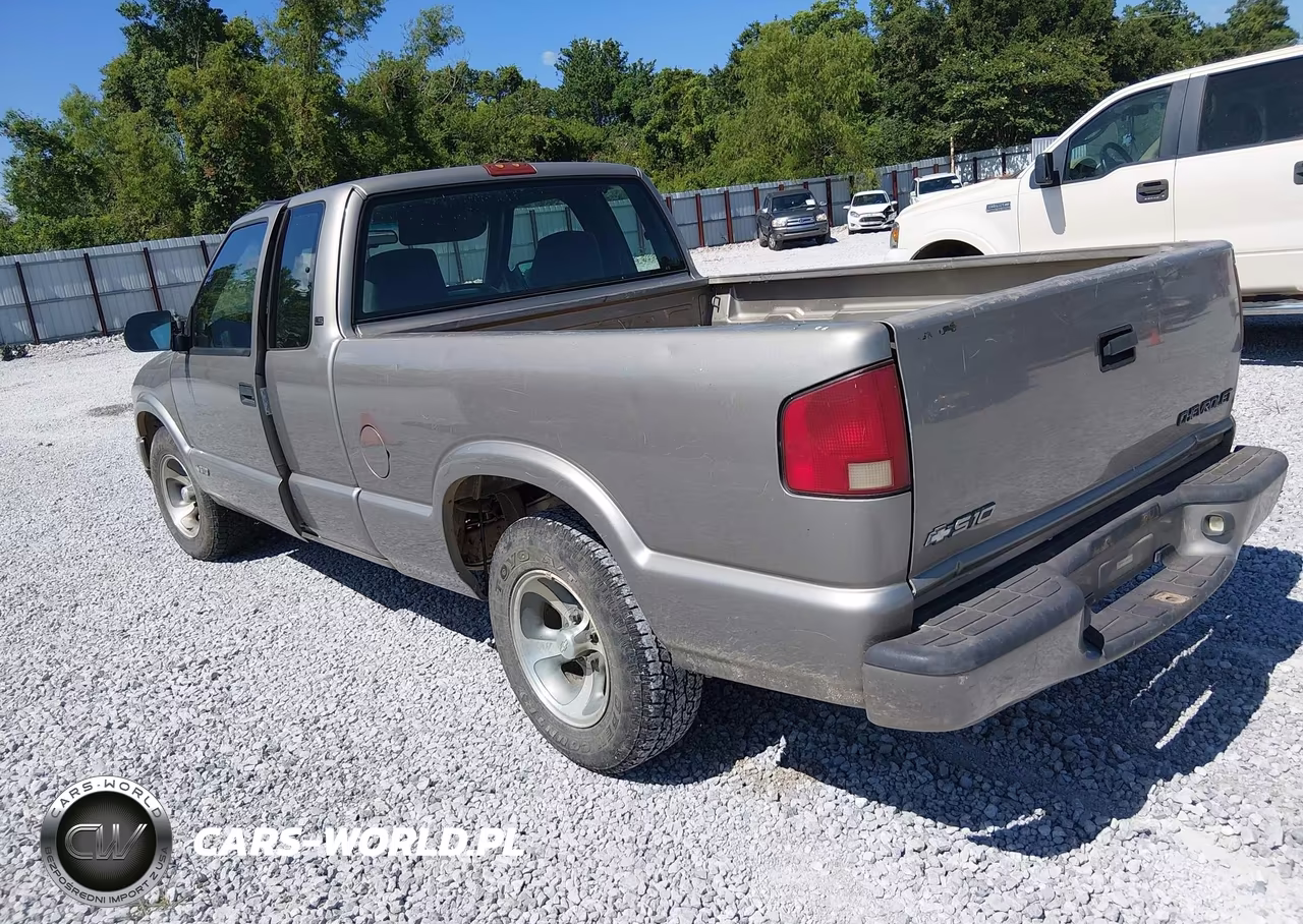 2001 Chevrolet S-10 Ls VIN:1GCCS19W418108502 - 3