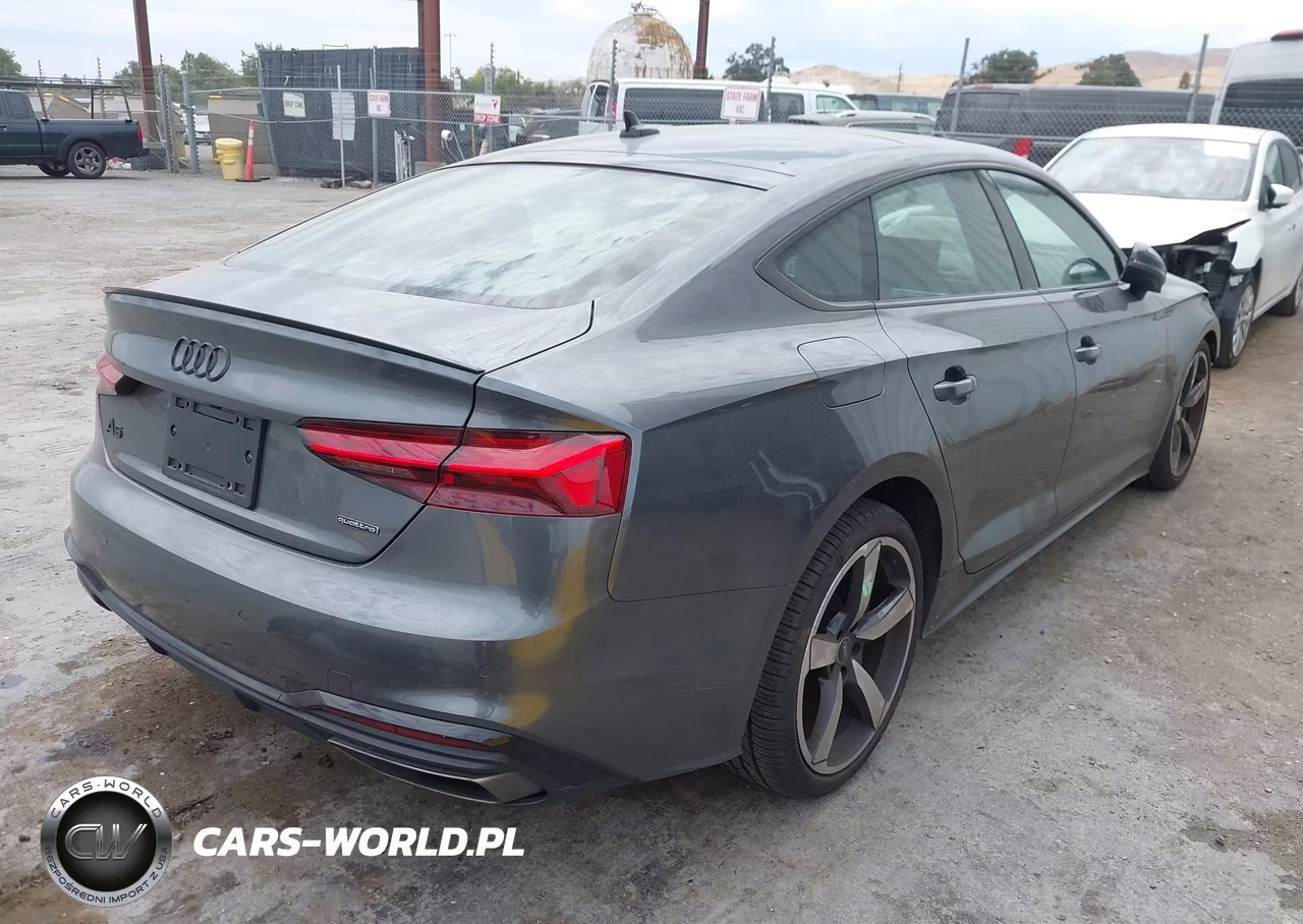 2023 Audi A5 Sportback Premium Plus 45 Tfsi S Line Quattro S Tronic VIN:WAUFACF59PA024682 - 4