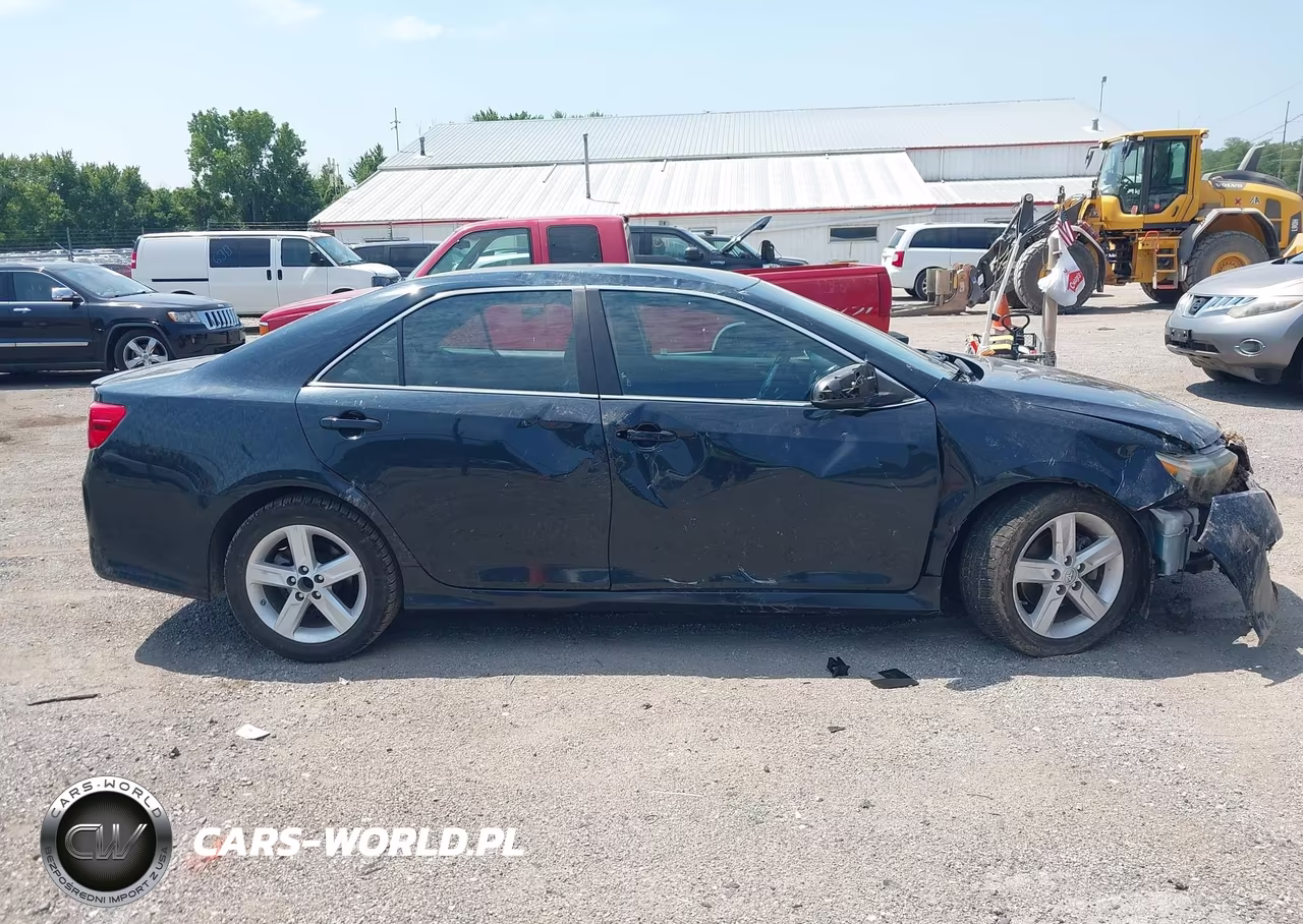 2014 Toyota Camry Se VIN:4T1BF1FK3EU870780 - 14