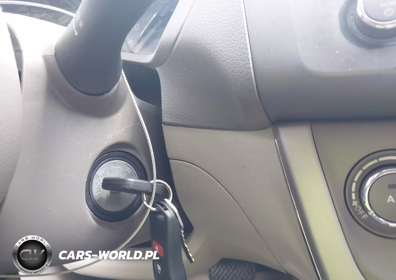 2014 Nissan Sentra S VIN:3N1AB7AP7EL678258 - 11