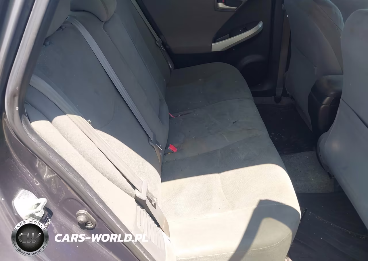 2012 Toyota Prius Two VIN:JTDKN3DUXC5418338 - 8