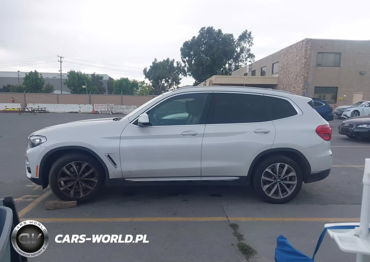 2019 BMW X3 xDrive30I VIN:5UXTR9C58KLP83079 - 14