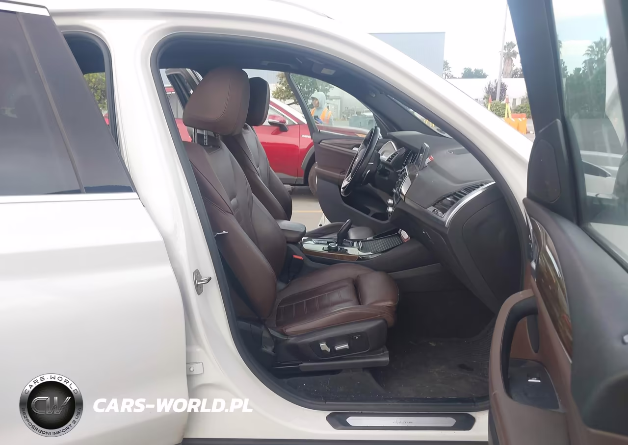 2019 BMW X3 xDrive30I VIN:5UXTR9C58KLP83079 - 5