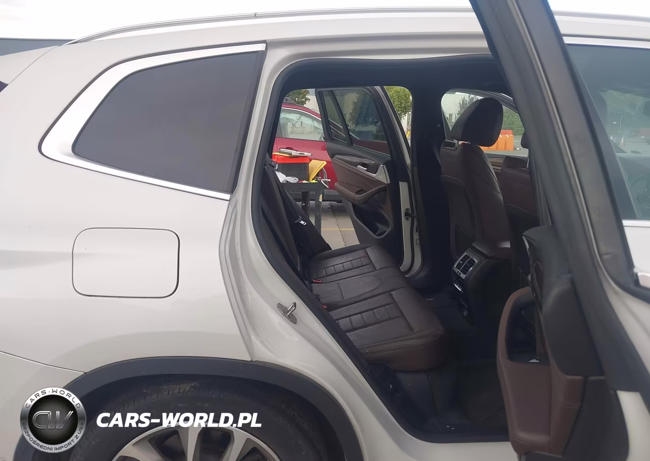 2019 BMW X3 xDrive30I VIN:5UXTR9C58KLP83079 - 8