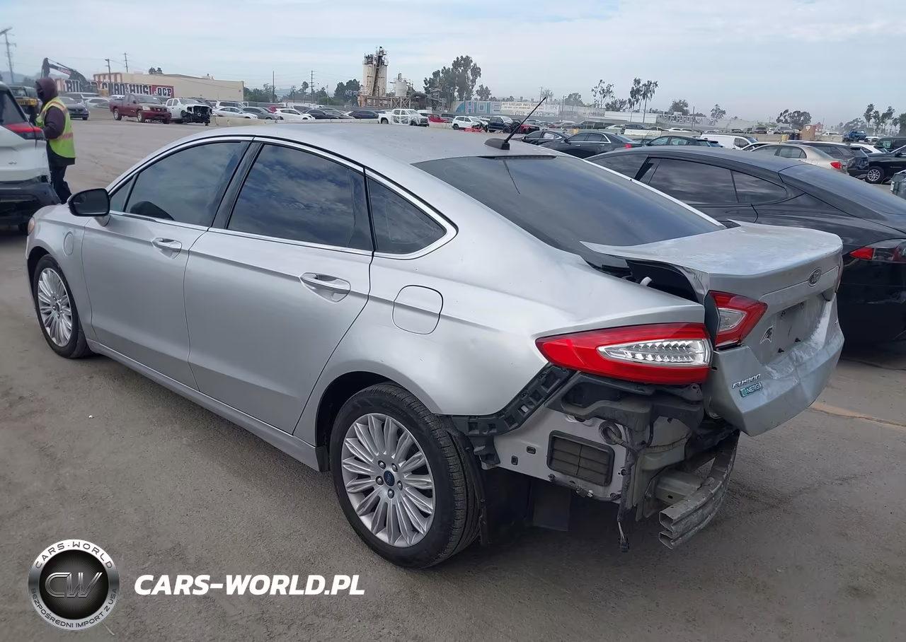 2016 Ford Fusion Energi Se Luxury VIN:3FA6P0PU9GR305043 - 3