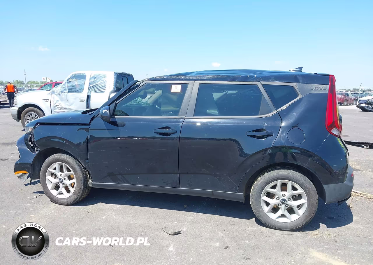 2020 Kia Soul S VIN:KNDJ23AU5L7019432 - 15