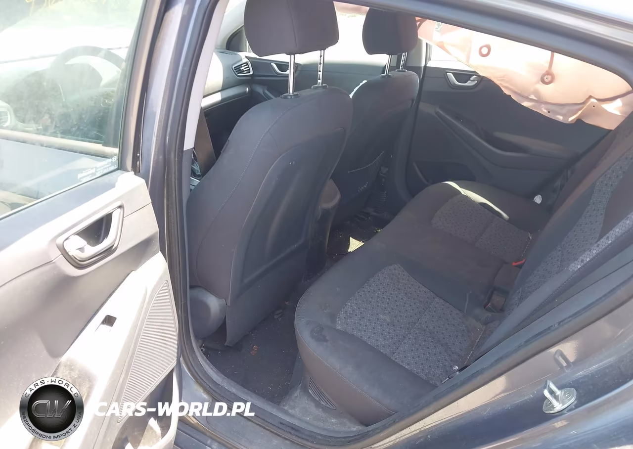 2019 Hyundai Ioniq Hybrid Blue VIN:KMHC65LC2KU134482 - 8