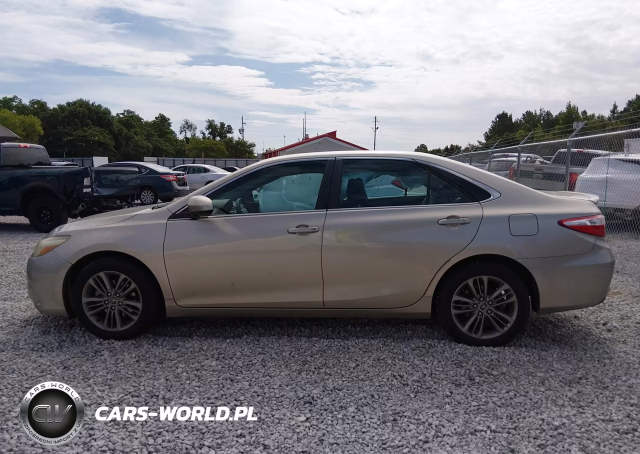 2016 Toyota Camry Se VIN:4T1BF1FK5GU170794 - 14