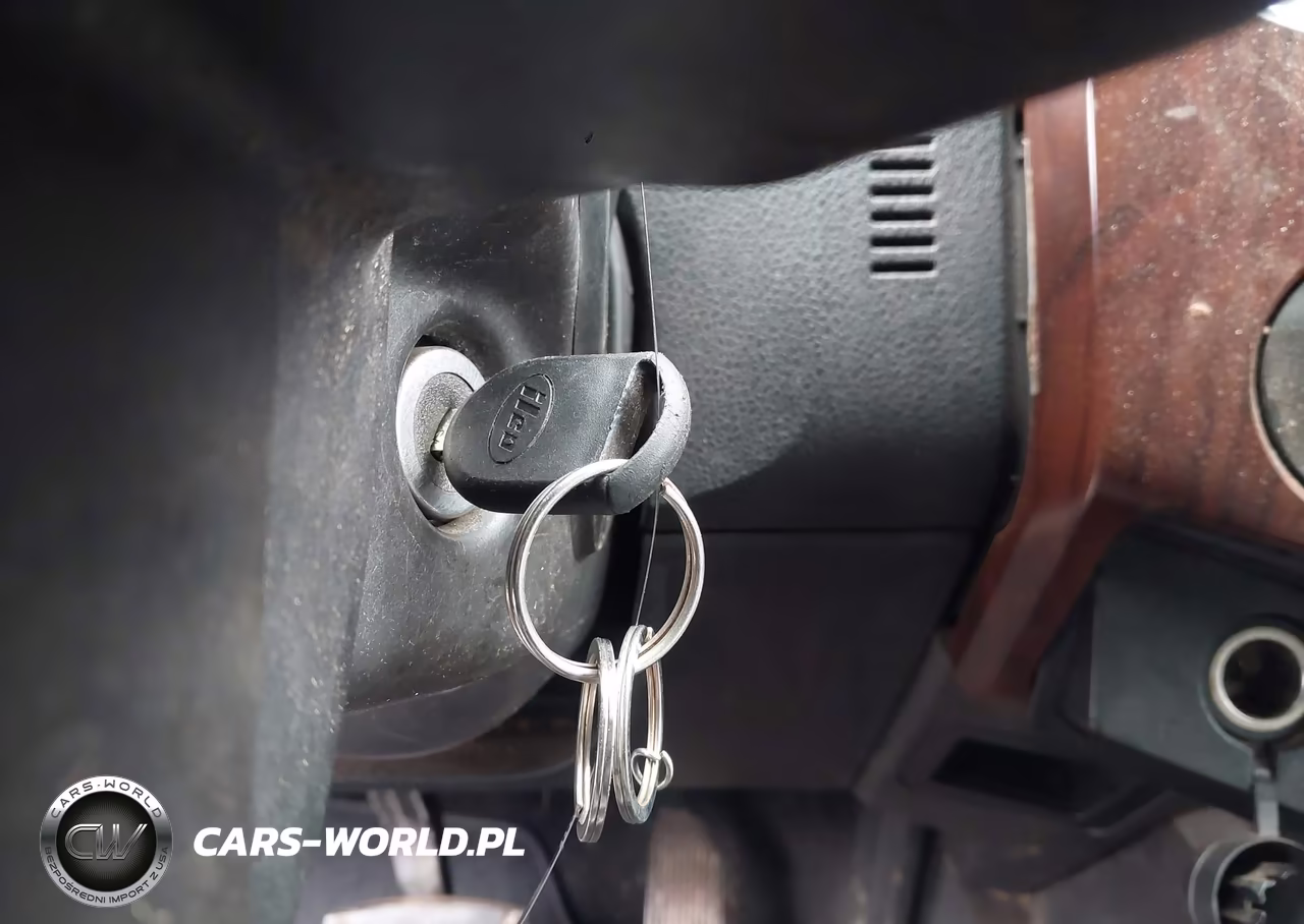 2011 Ford Super Duty F-250 Srw Lariat VIN:1FT7W2B62BEB64057 - 11