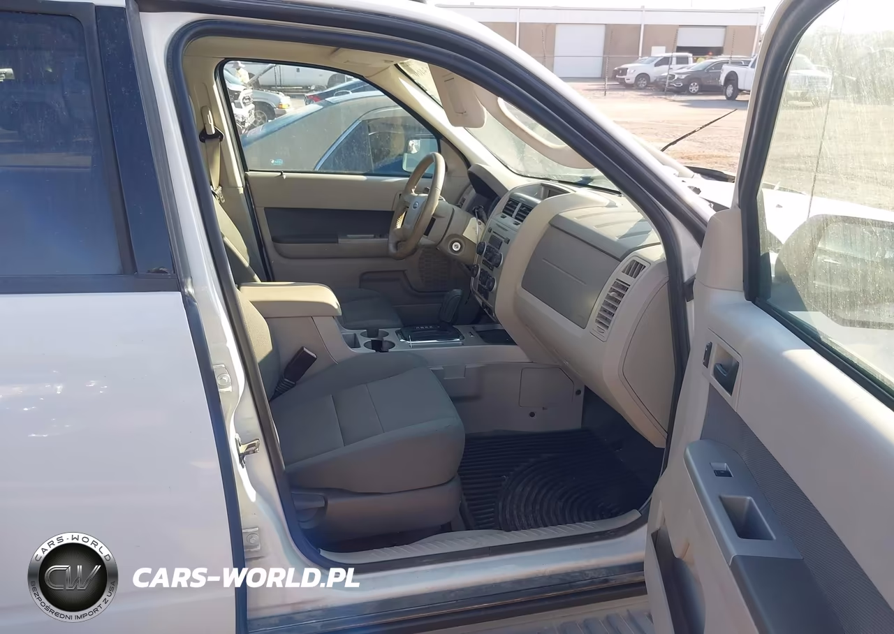 2010 Ford Escape Xlt VIN:1FMCU0D79AKA69098 - 5