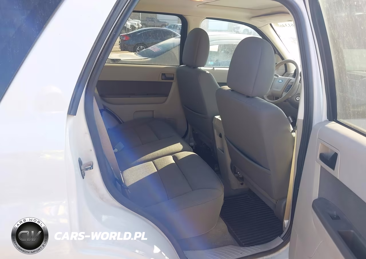 2010 Ford Escape Xlt VIN:1FMCU0D79AKA69098 - 8