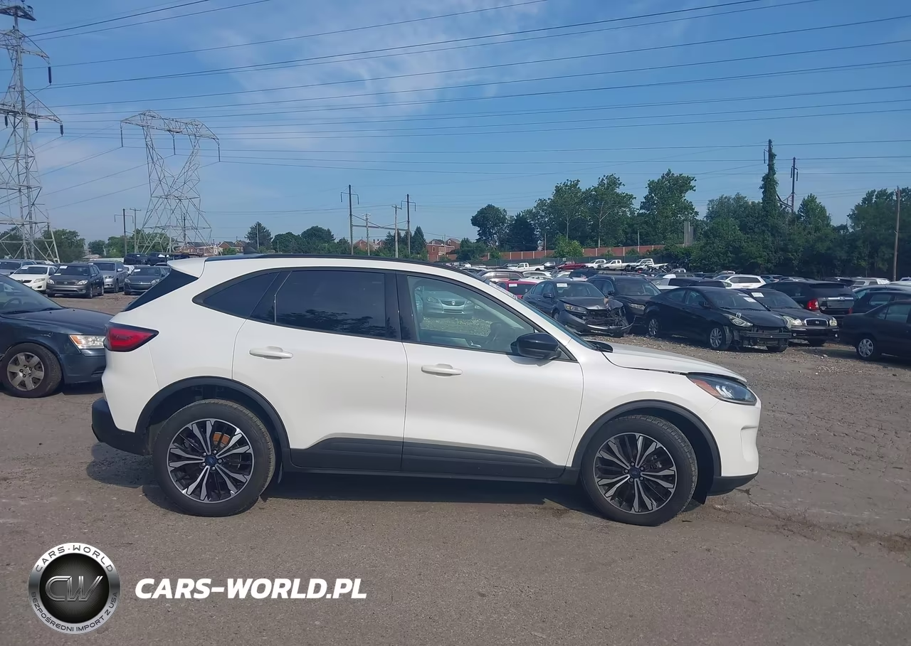 2021 Ford Escape Se VIN:1FMCU9G67MUB07055 - 13