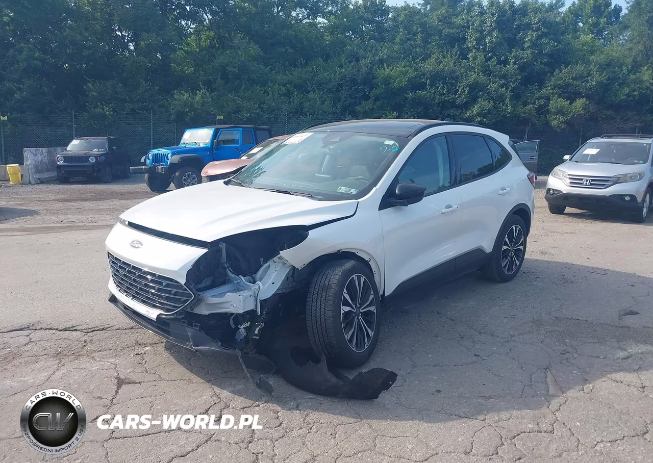 2021 Ford Escape Se VIN:1FMCU9G67MUB07055 - 17