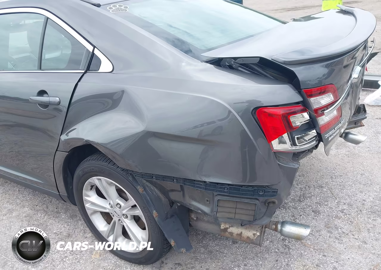 2015 Ford Taurus Sel VIN:1FAHP2E81FG198988 - 6