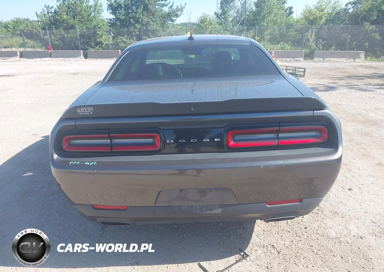 2018 Dodge Challenger Sxt Plus VIN:2C3CDZAG2JH322237 - 15