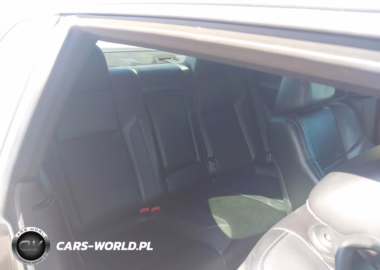 2018 Dodge Challenger Sxt Plus VIN:2C3CDZAG2JH322237 - 8
