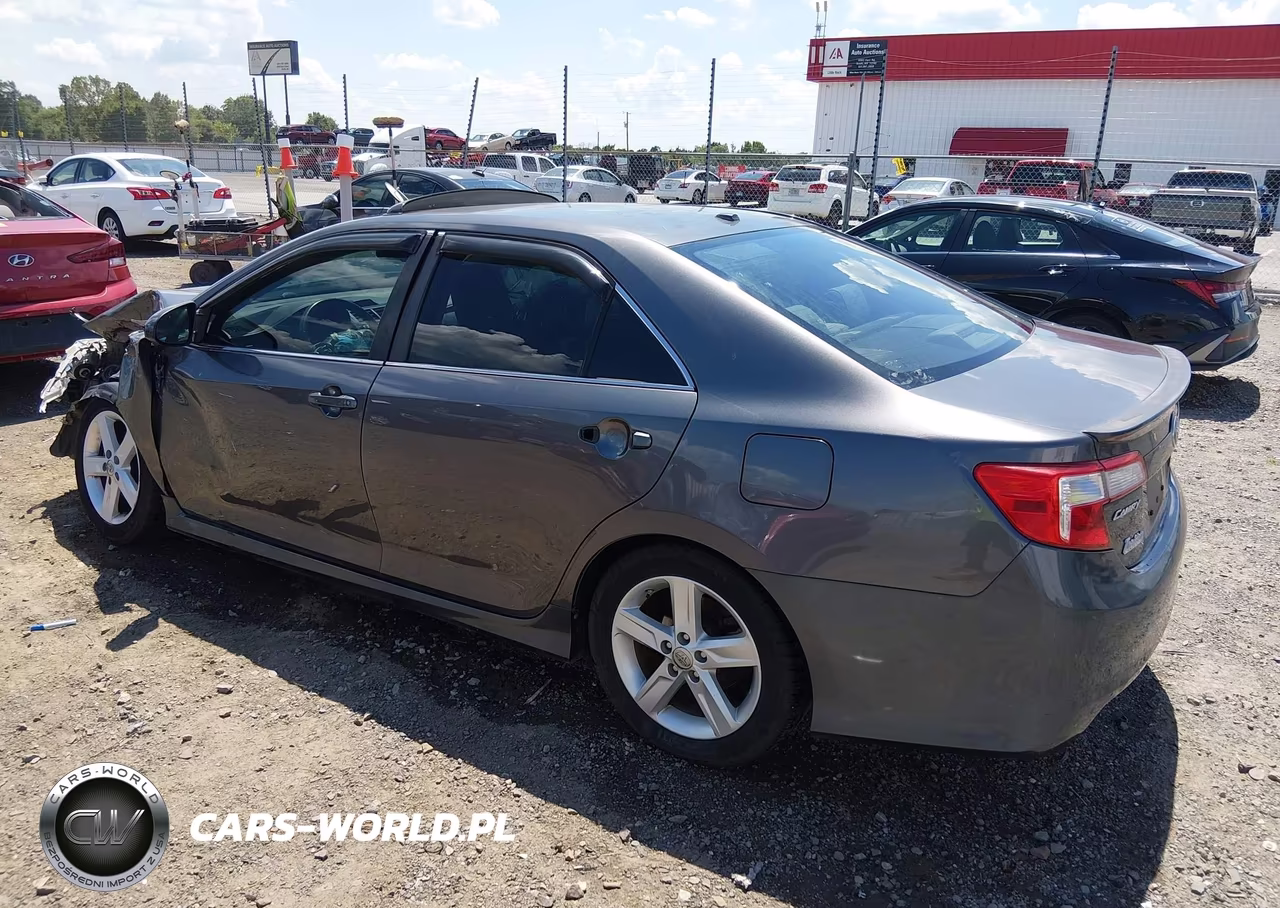 2013 Toyota Camry Se VIN:4T1BF1FK7DU282458 - 3
