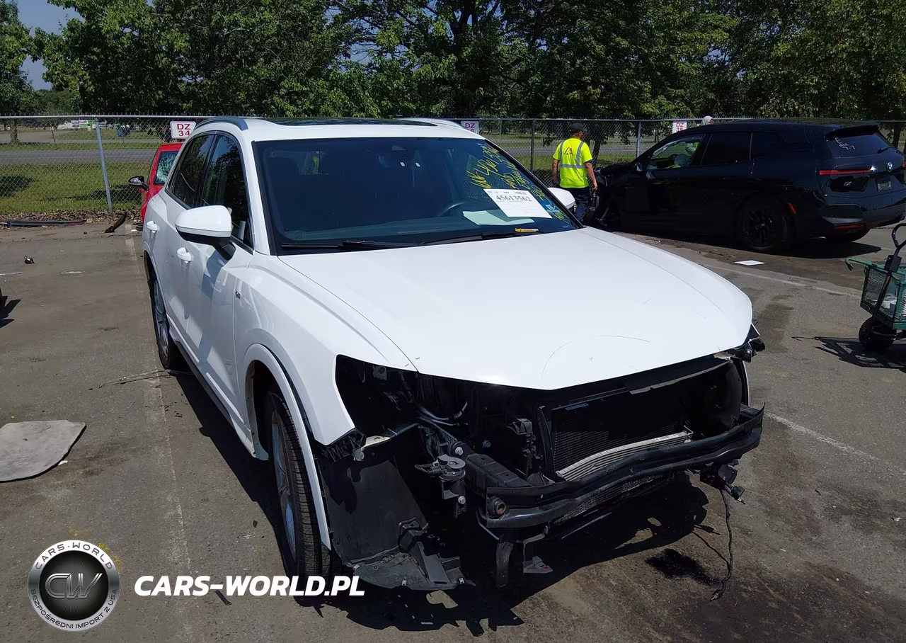 2021 Audi Q3 Premium Plus 45 Tfsi S Line Quattro Tiptronic – zdjęcie 1 z 16