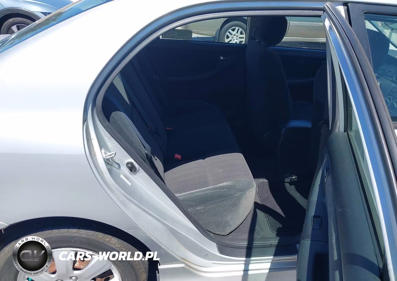 2007 Toyota Corolla S VIN:1NXBR32E47Z770855 - 8