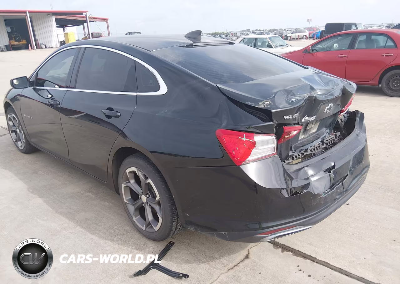 2019 Chevrolet Malibu Rs VIN:1G1ZG5ST0KF189605 - 3