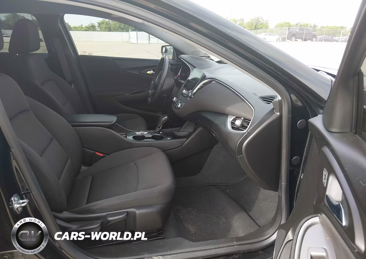 2019 Chevrolet Malibu Rs VIN:1G1ZG5ST0KF189605 - 5