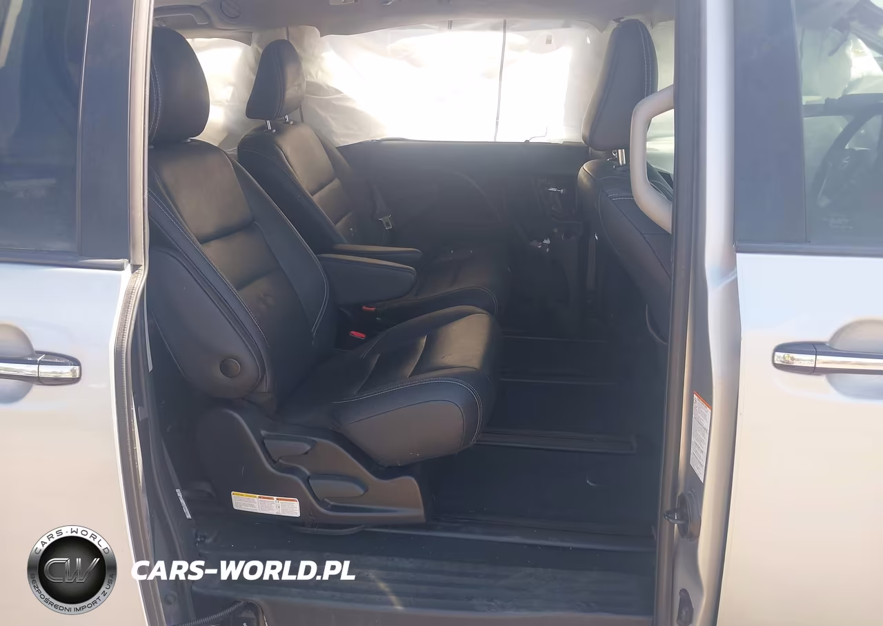 2020 Toyota Sienna Se Premium VIN:5TDEZ3DC5LS239367 - 8