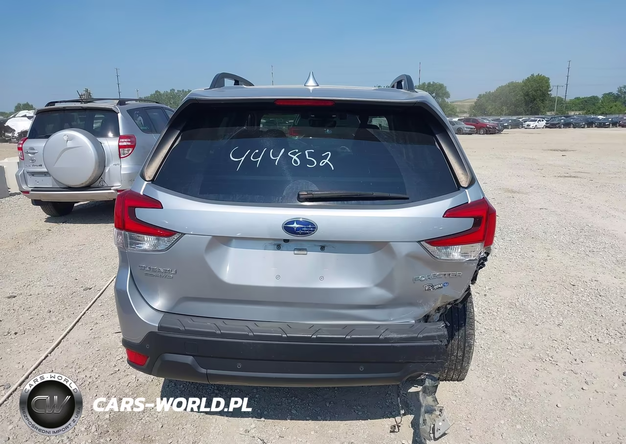 2019 Subaru Forester Limited VIN:JF2SKAUC7KH444852 - 16