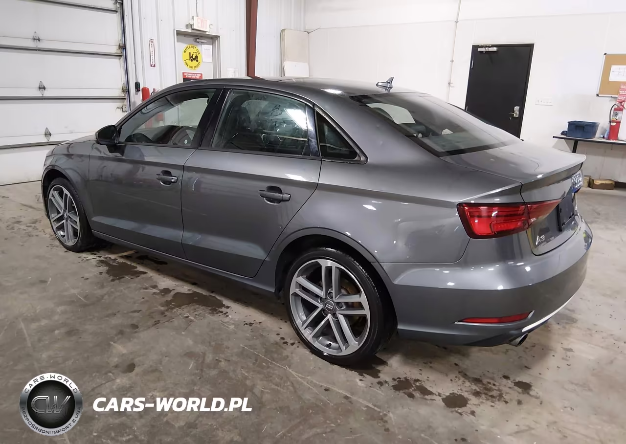 2017 Audi A3 2.0T Premium VIN:WAUB8GFF2H1054294 - 3
