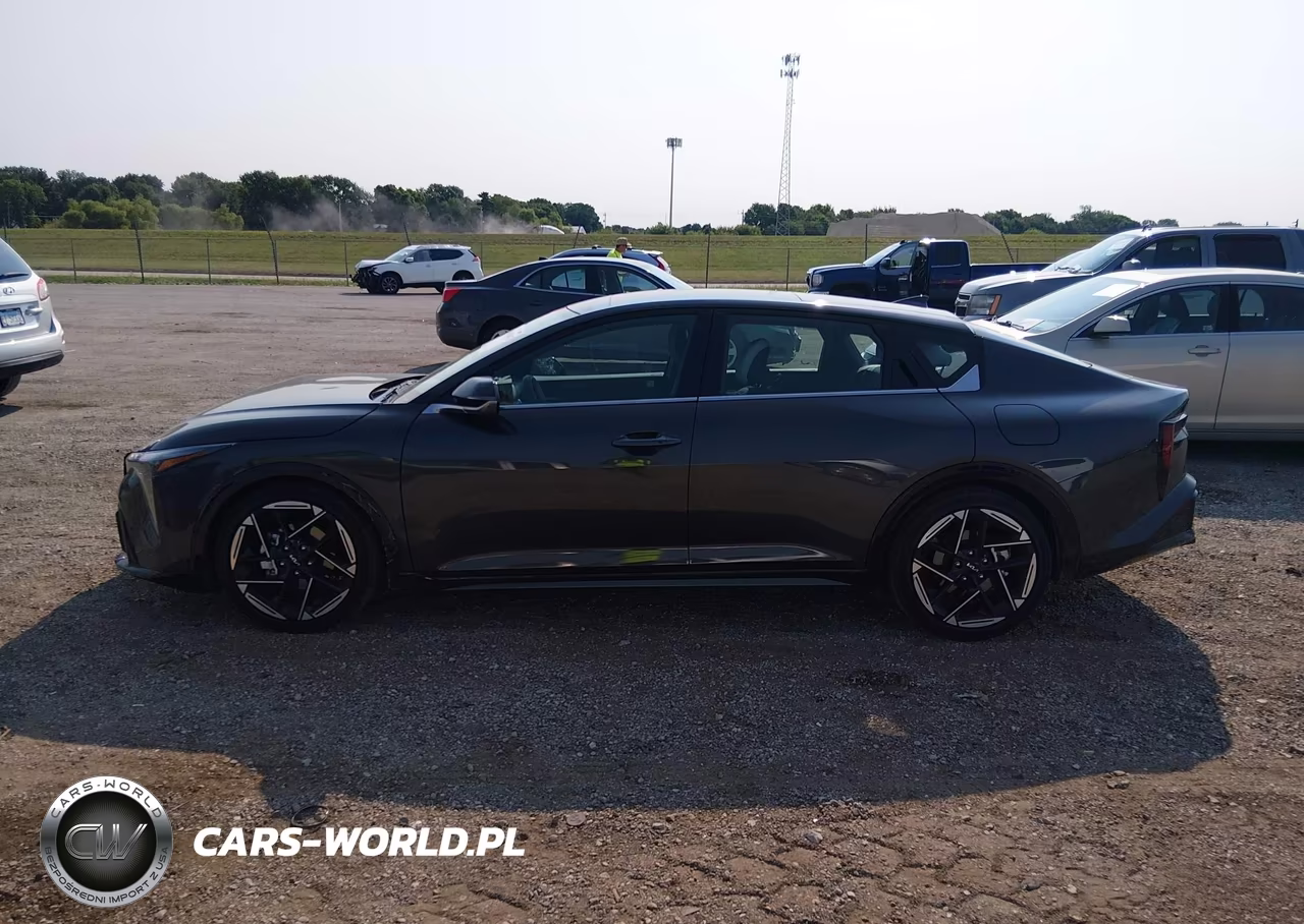 2026 Kia K4 Gt-Line VIN:3KPFW4DEXTE280091 - 14