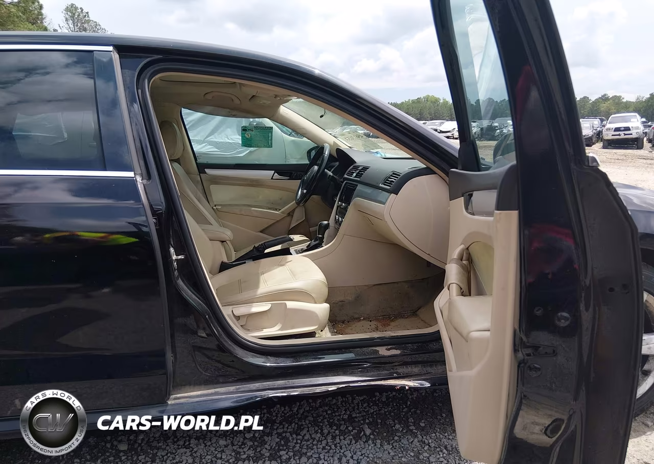 2012 Volkswagen Passat 2.5L Se VIN:1VWBH7A30CC050660 - 5