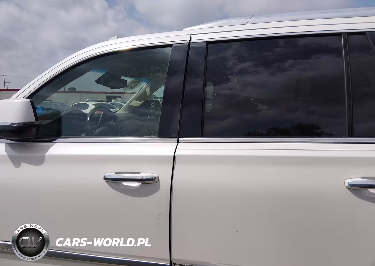 2016 Cadillac Escalade Luxury Collection VIN:1GYS3BKJ4GR208013 - 14