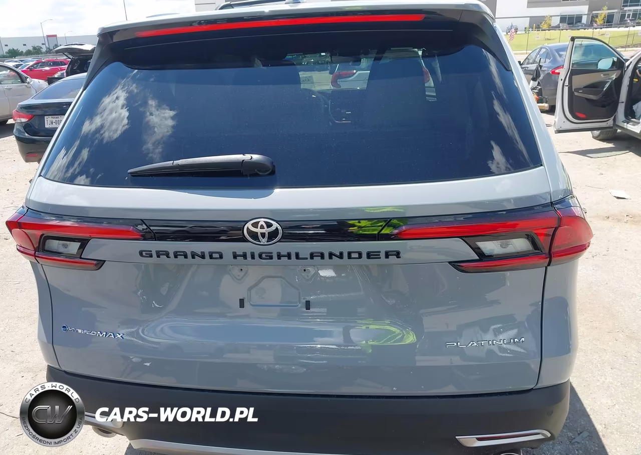 2026 Toyota Grand Highlander Hybrid Max Platinum VIN:5TDADAB55TS048635 - 16