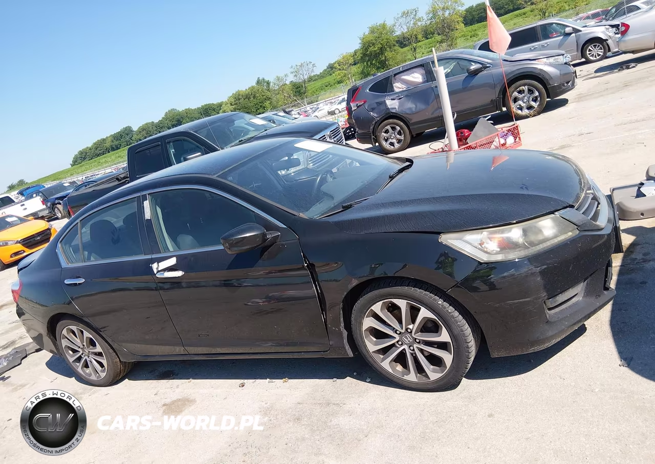 2015 Honda Accord Sport VIN:1HGCR2F53FA266702 - 14