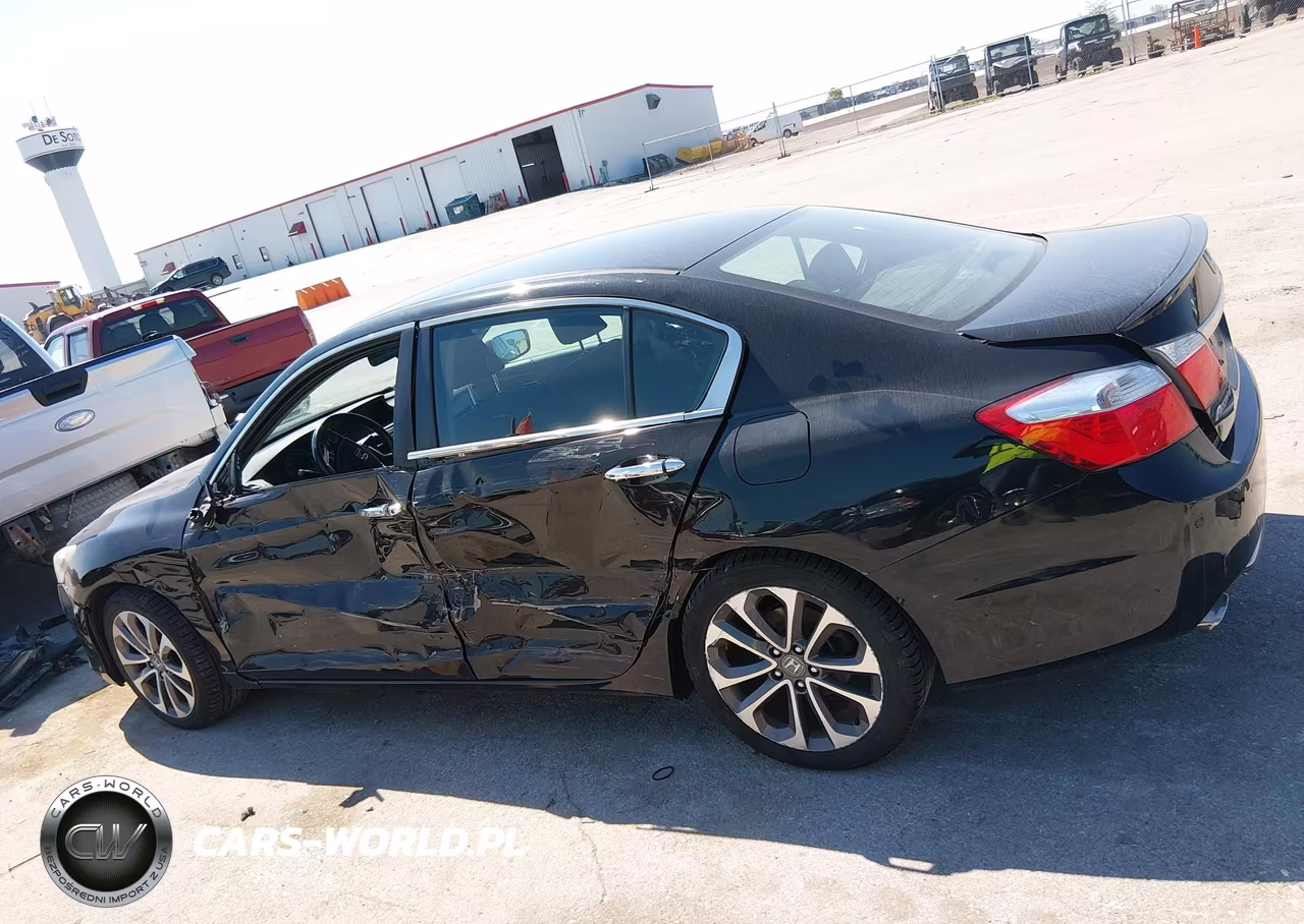 2015 Honda Accord Sport VIN:1HGCR2F53FA266702 - 15