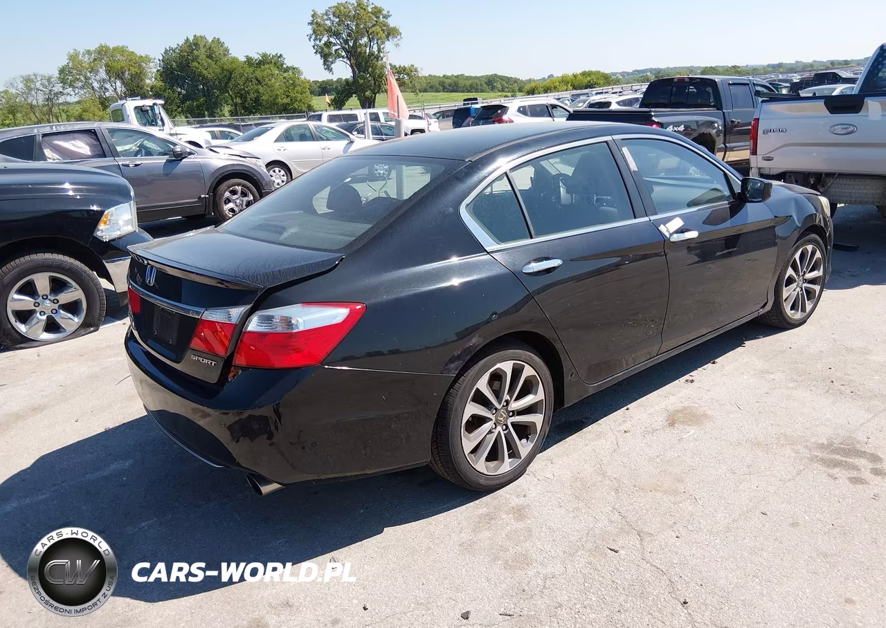 2015 Honda Accord Sport VIN:1HGCR2F53FA266702 - 4