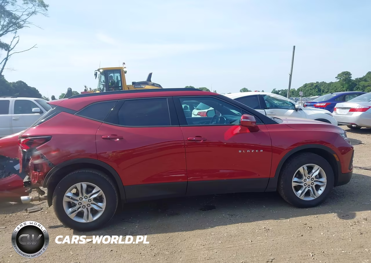 2019 Chevrolet Blazer VIN:3GNKBBRA0KS608355 - 13