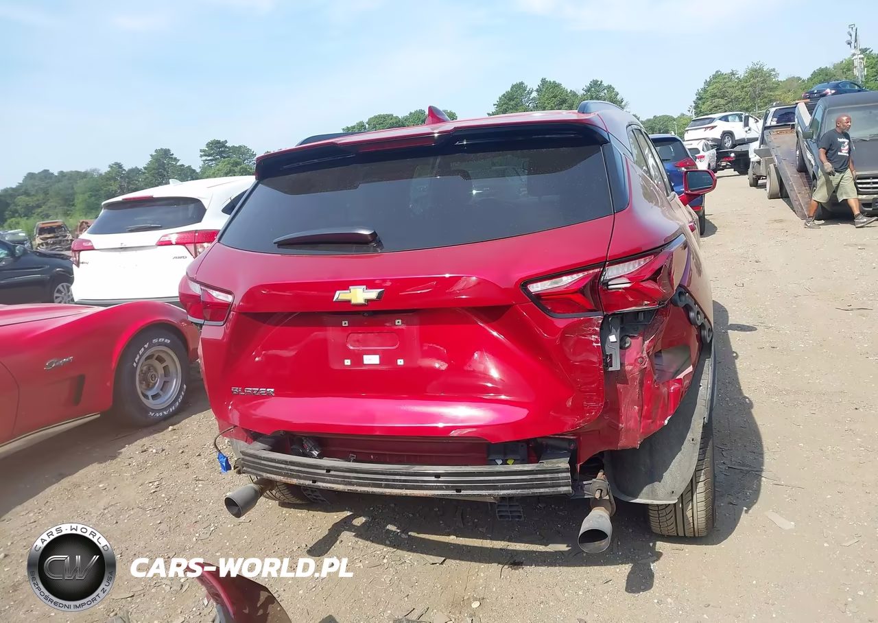 2019 Chevrolet Blazer VIN:3GNKBBRA0KS608355 - 16