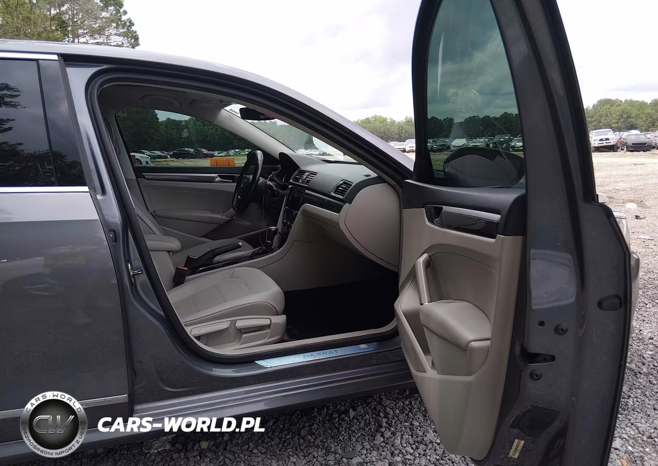 2017 Volkswagen Passat 1.8T Se VIN:1VWGT7A31HC079872 - 5