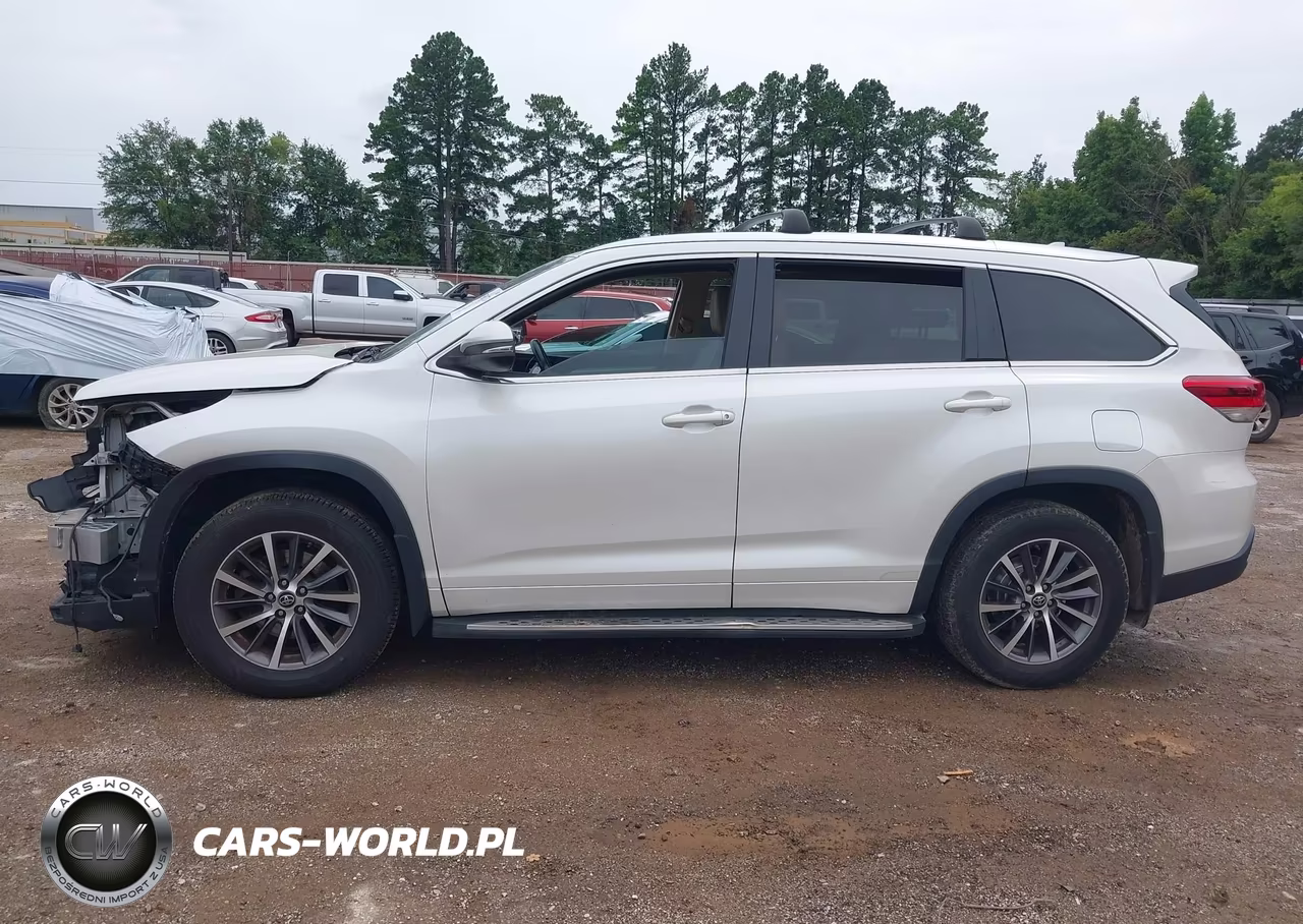 2017 Toyota Highlander Xle VIN:5TDKZRFHXHS187756 - 15