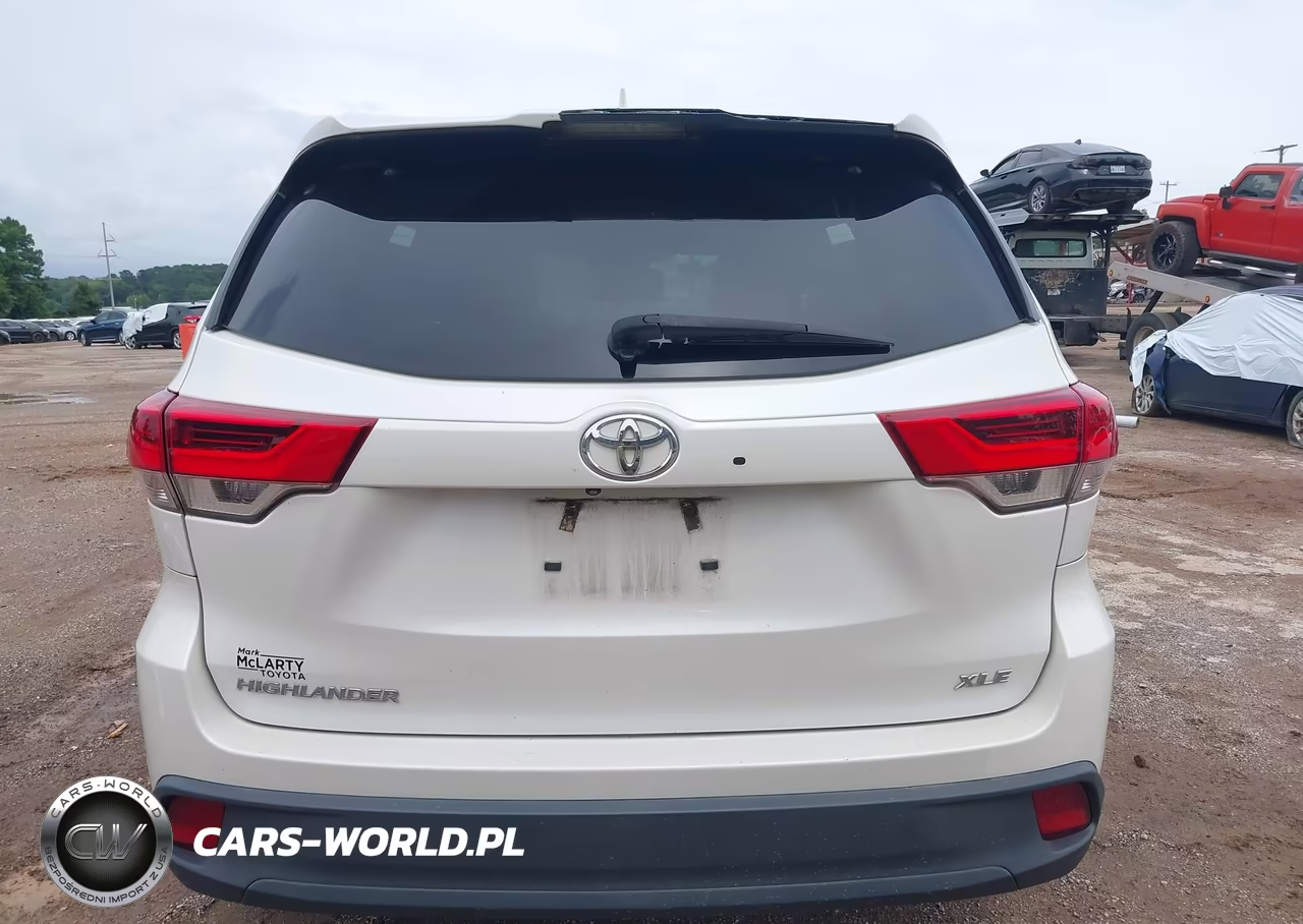 2017 Toyota Highlander Xle VIN:5TDKZRFHXHS187756 - 17