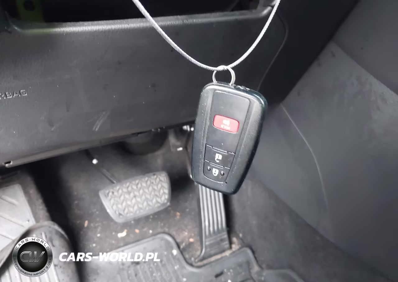 2020 Toyota Rav4 Xle VIN:JTMP1RFV7LD054010 - 11