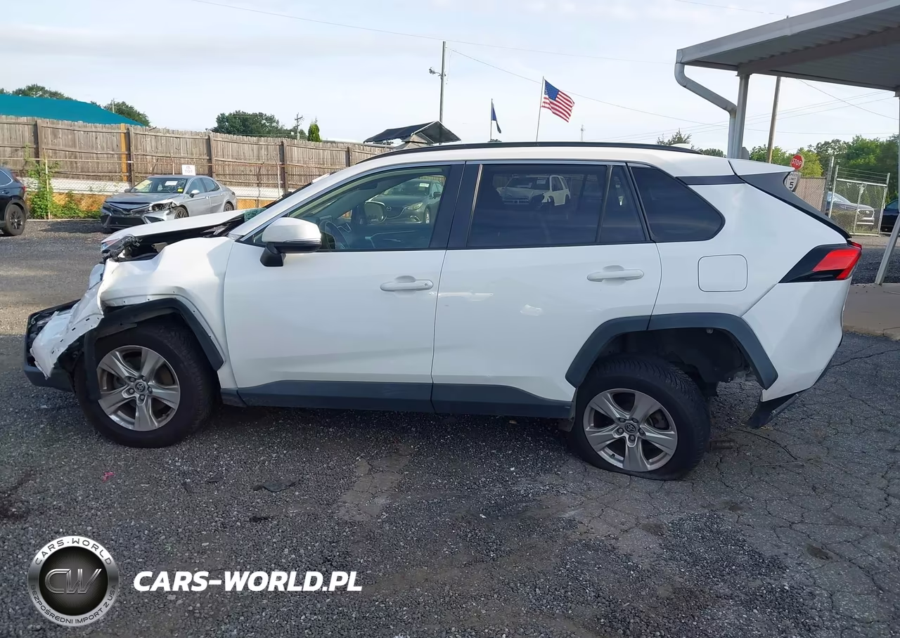2020 Toyota Rav4 Xle VIN:JTMP1RFV7LD054010 - 14