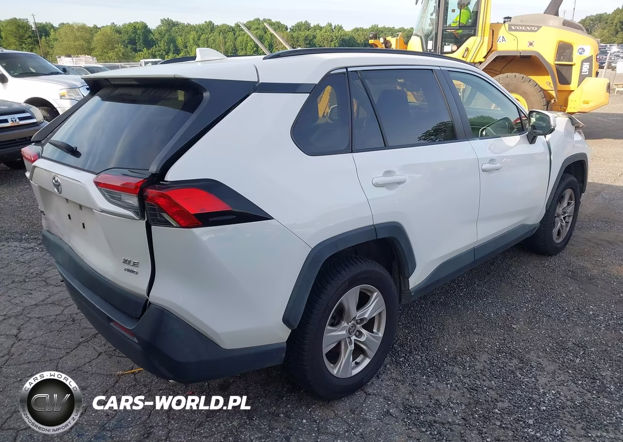 2020 Toyota Rav4 Xle VIN:JTMP1RFV7LD054010 - 4