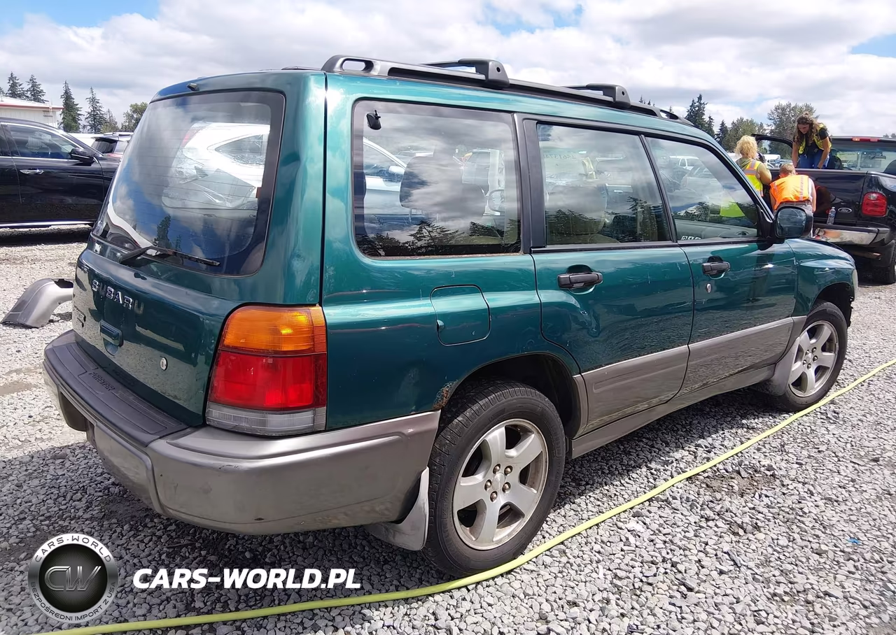 1999 Subaru Forester S VIN:JF1SF6553XH711806 - 4