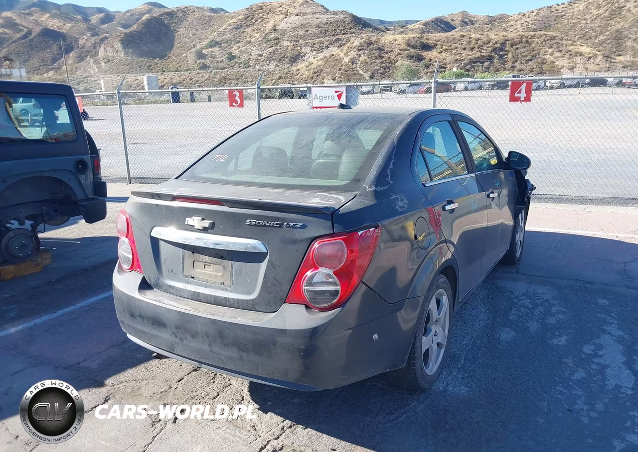 2013 Chevrolet Sonic Ltz Auto VIN:1G1JE5SH5D4203561 - 4
