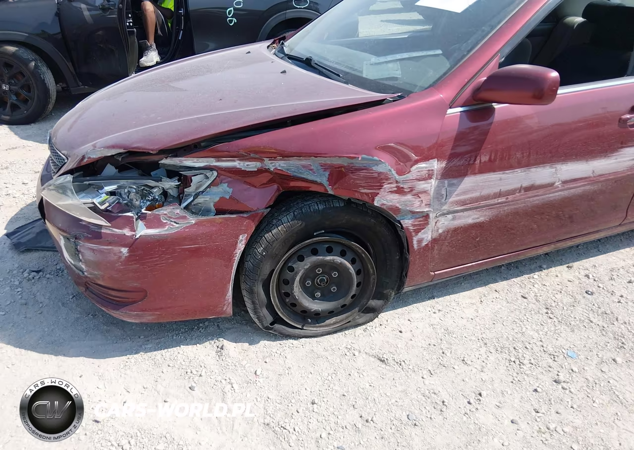 2003 Toyota Camry Le VIN:4T1BE32K63U243556 - 6