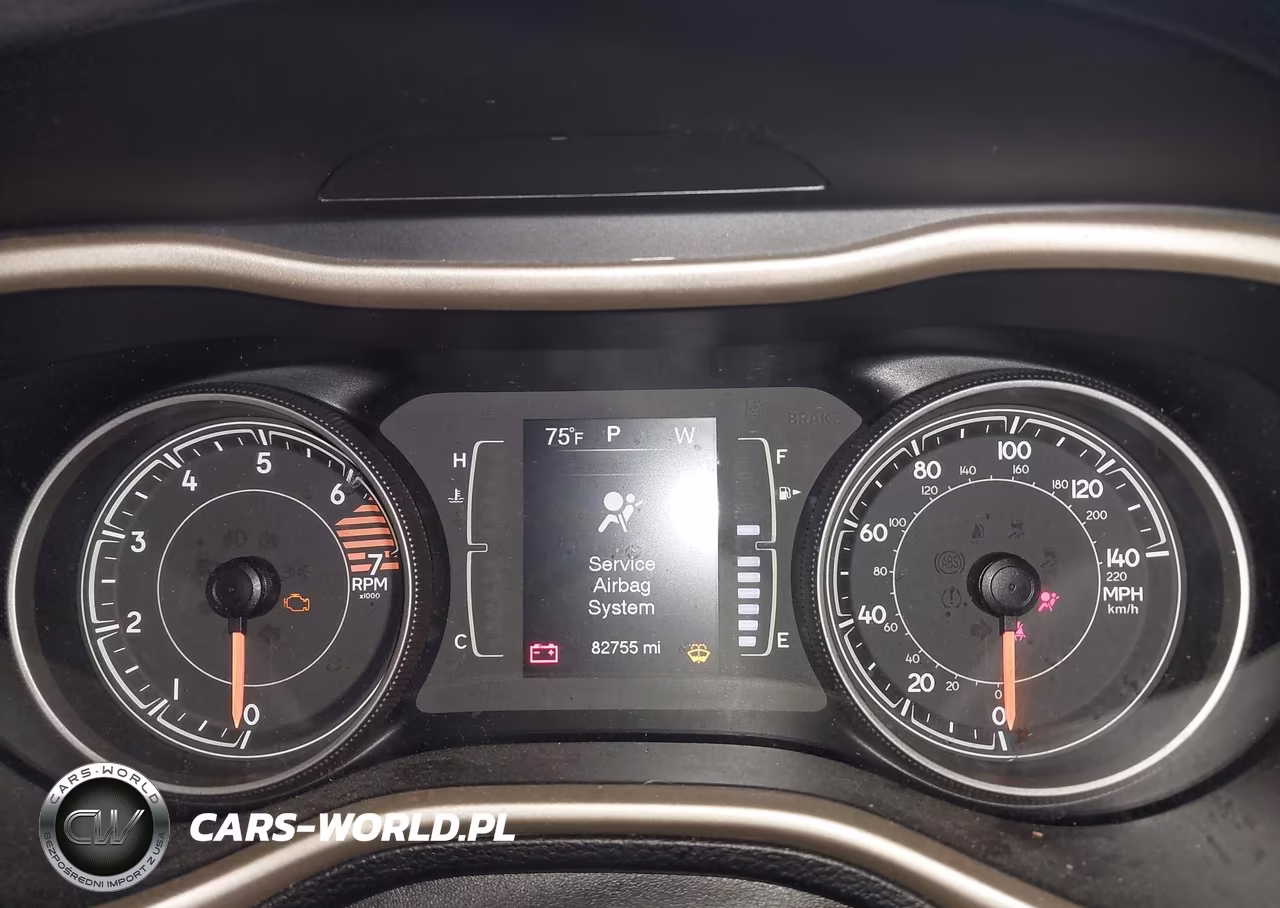 2018 Jeep Cherokee Latitude Fwd VIN:1C4PJLCB3JD518334 - 7