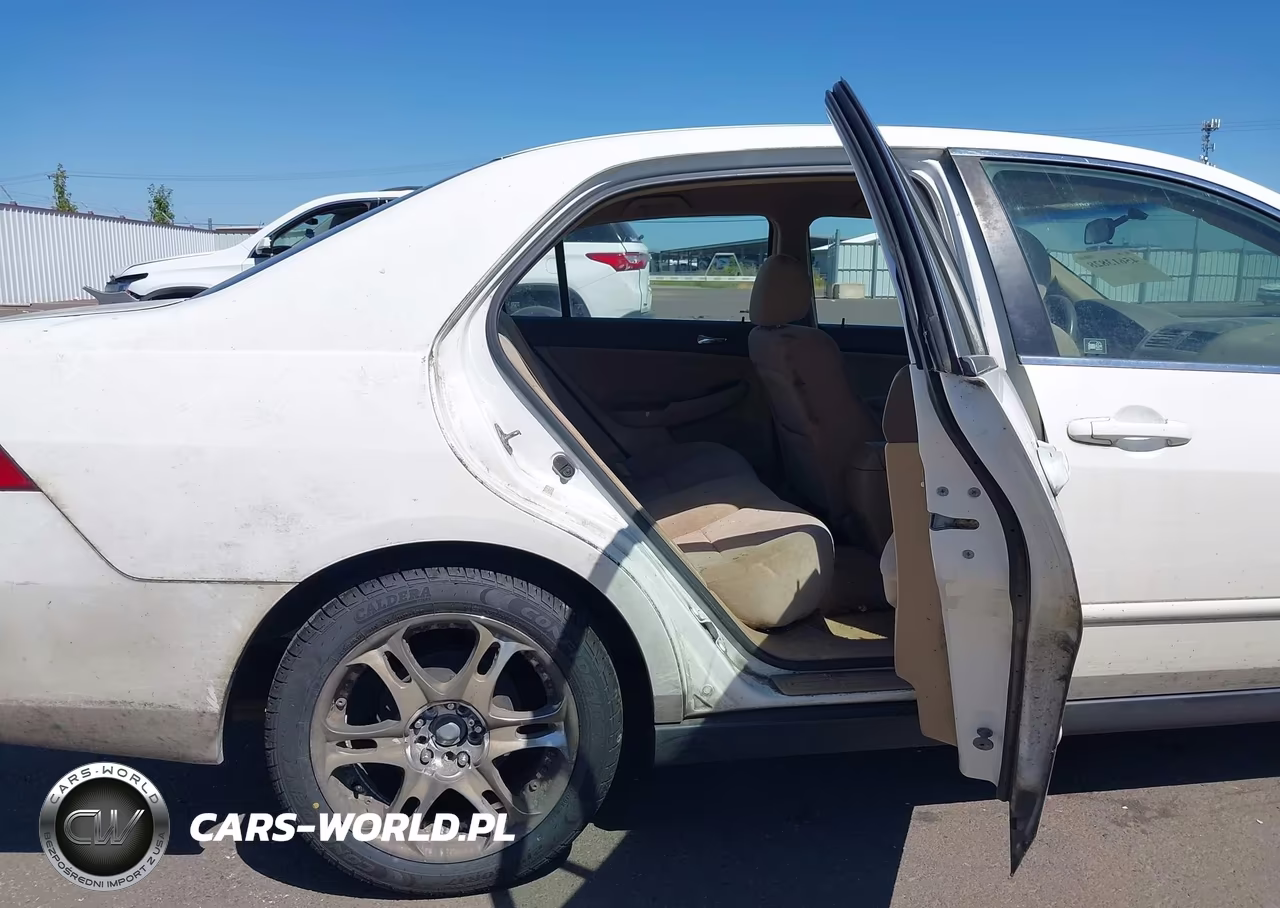 2006 Honda Accord 2.4 Lx VIN:JHMCM56466C006724 - 8