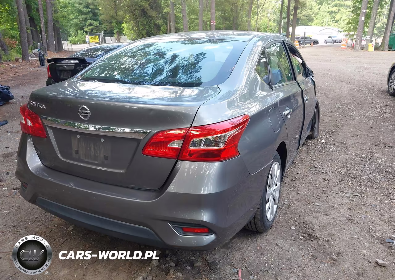 2018 Nissan Sentra S VIN:3N1AB7AP7JY279458 - 4