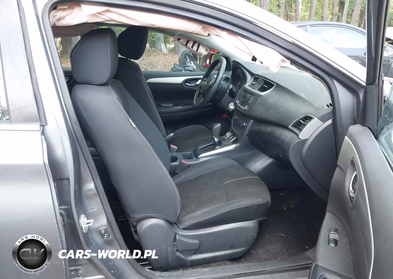 2018 Nissan Sentra S VIN:3N1AB7AP7JY279458 - 5